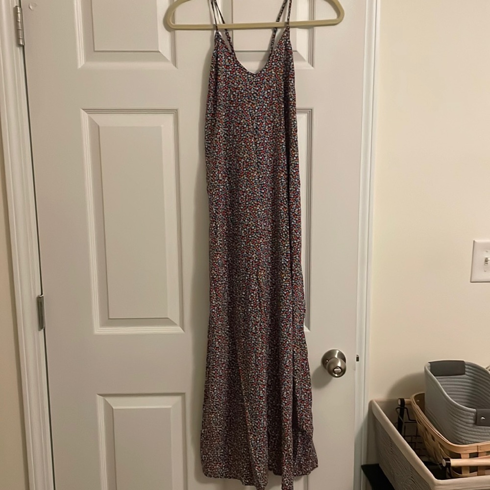 Tank top razorback floral maxi dress